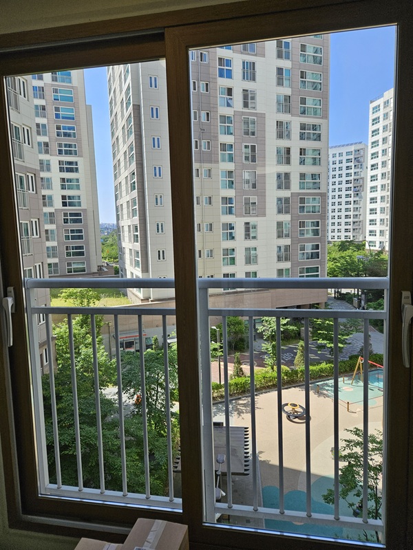 apartment_window_cleaning_after1.jpg